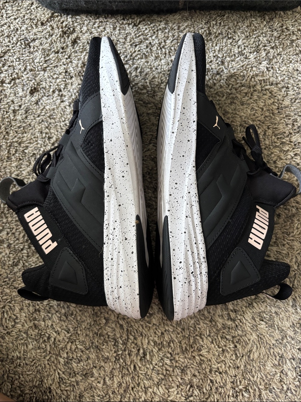Puma Women’s Black Athletic Shoes with Light Pink Branding - Picture 5 of 9